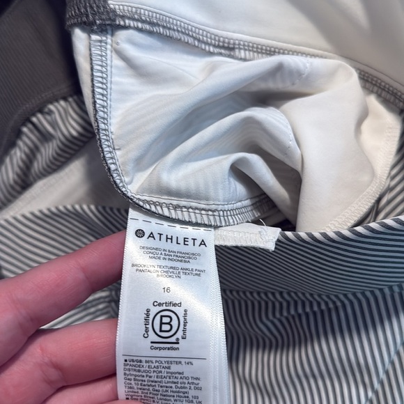 Athleta Gray Brooklyn Textured Ankle Pant Size 16 NWT Travel Tech Pant - Picture 6 of 9